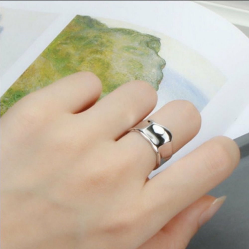 STERLING SILVER |  WAVE RING